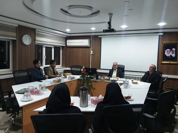 نشست صمیمانه نمایندگان دانشجویان ورودی ۹۸ رشته آموزش ابتدایی با مدیر کل آموزش و پرورش استان مرکزی  3