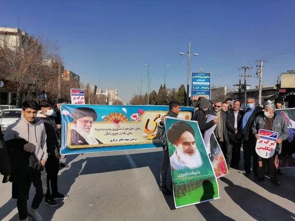 حضور پرشور دانشگاهیان دانشگاه فرهنگیان استان مرکزی در راهپیمایی ۹ دی 4