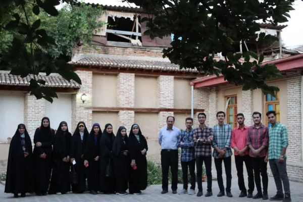 حضور دانشجو معلمان پردیس شهید باهنر در جشنواره رویش
 5