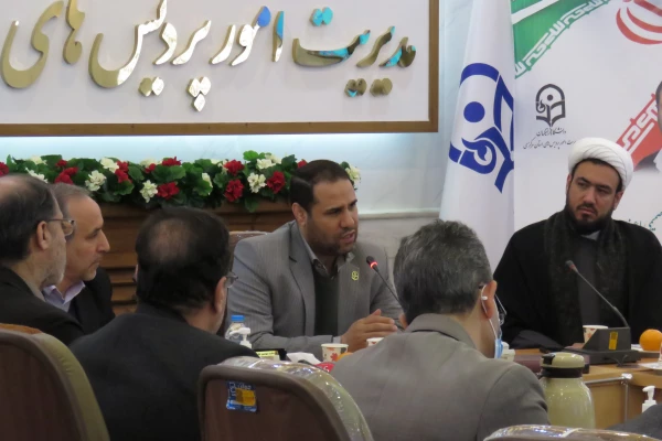 نشست صمیمی اعضای هیات علمی و کارکنان پردیس های استان مرکزی با رئیس دانشگاه فرهنگیان کشور 7