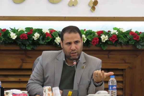 نشست صمیمی اعضای هیات علمی و کارکنان پردیس های استان مرکزی با رئیس دانشگاه فرهنگیان کشور 9