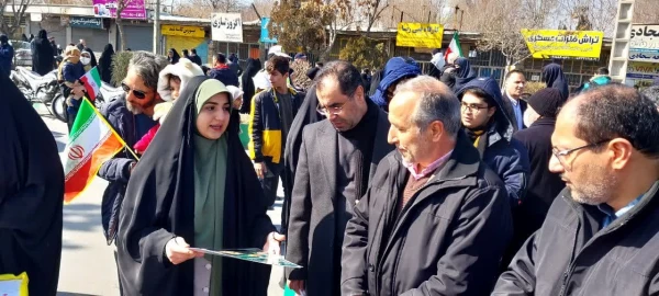 حضور دانشگاهیان دانشگاه فرهنگیان استان مرکزی در راهپیمایی 22 بهمن 10