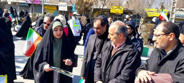 حضور دانشگاهیان دانشگاه فرهنگیان استان مرکزی در راهپیمایی 22 بهمن 11