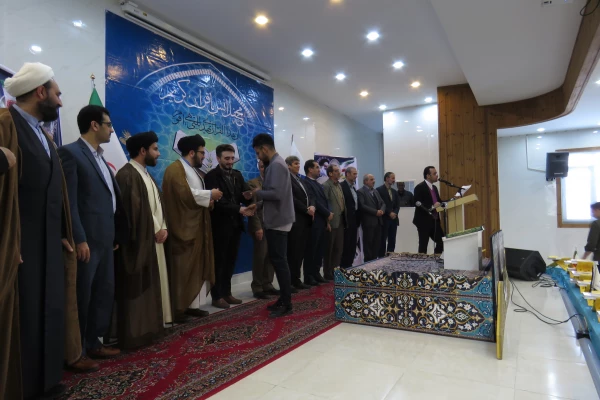 محفل انس با قرآن کریم و گرامیداشت هفته امورتربیتی 10