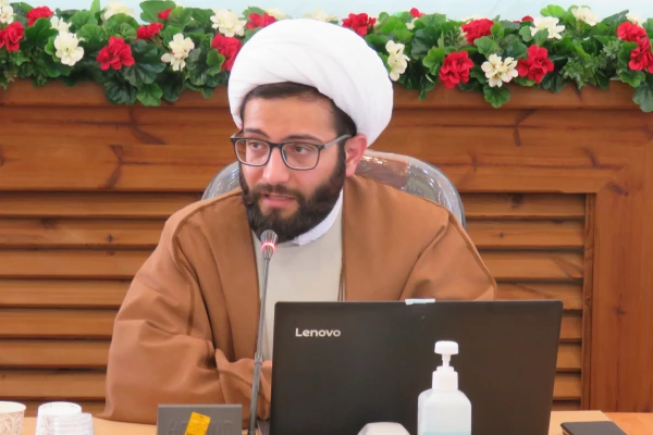 سومین پیش نشست تخصصی همایش ملی هویت و پیشرفت 4