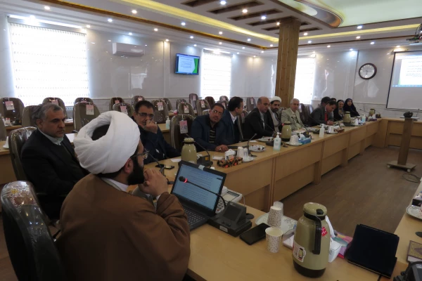 سومین پیش نشست تخصصی همایش ملی هویت و پیشرفت 6