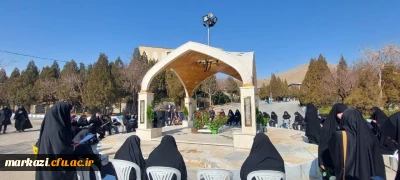 در پردیس زینب کبری(س) برگزار شد

دومین سالگرد تدفین وتشییع شهید گمنام 