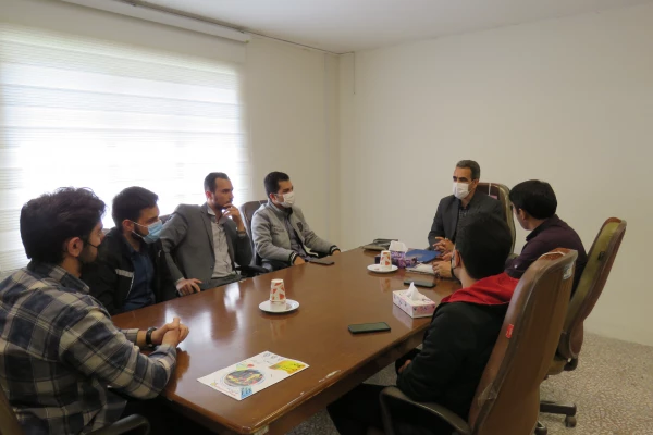 جلسه معارفه اعضای جدیدکانون همیاران سلامت جسم وروان وتقدیراز اعضای سابق کانون 2