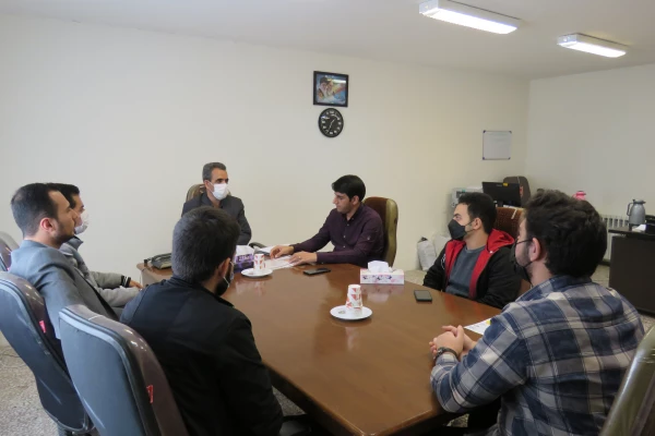 جلسه معارفه اعضای جدیدکانون همیاران سلامت جسم وروان وتقدیراز اعضای سابق کانون 3