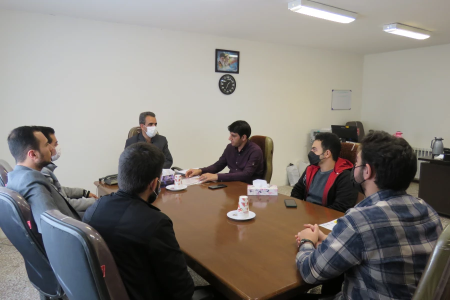 جلسه معارفه اعضای جدیدکانون همیاران سلامت جسم وروان وتقدیراز اعضای سابق کانون 3