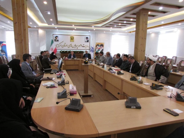اولین نشست اعضای هیات علمی پردیس های استان مرکزی در سال جدید 3