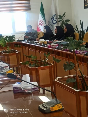 نشست صمیمی معاونت آموزشی و مدیران گروه های آموزشی با نمایندگان کلاس ها 7