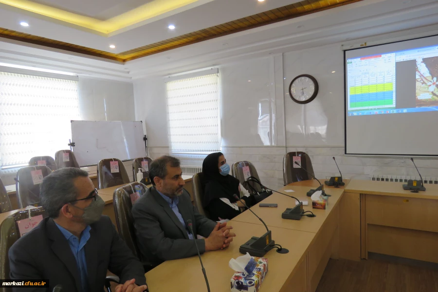  داوری سومین مسابقه کشوری عکس نوشته 5