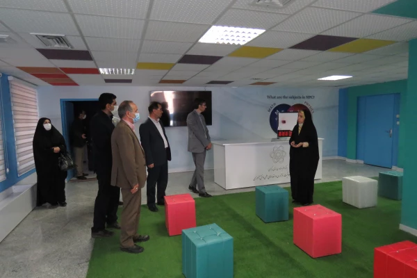 انعقاد تفاهم نامه همکاری دانشگاه فرهنگیان استان مرکزی با پارک علم و فناوری 8