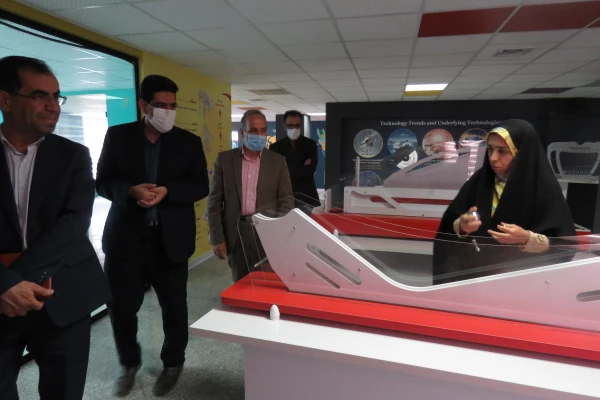 انعقاد تفاهم نامه همکاری دانشگاه فرهنگیان استان مرکزی با پارک علم و فناوری 11