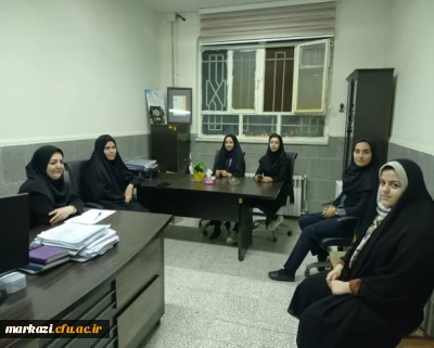 در پردیس حضرت زینب کبری(س) برگزار شد:

جلسه کانون همیاران سلامت جسم و روان پردیس زینب کبری(س)