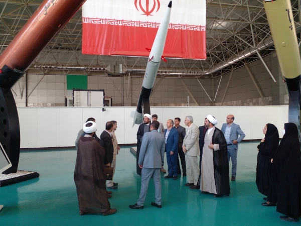 بازدید اعضای هیات علمی دانشگاه فرهنگیان استان مرکزی از پارک ملی هوافضای سپاه پاسداران 4