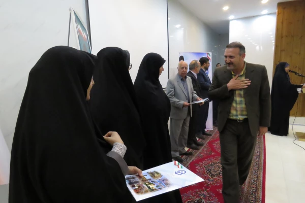 آیین بزرگداشت دهه سرآمدی آموزش 13