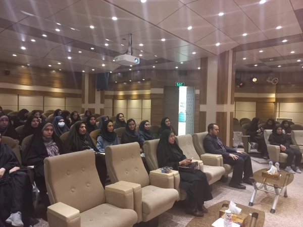 بازدید دانشجویان دانشگاه فرهنگیان استان مرکزی از پارک علم و فناوری  5