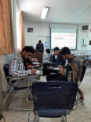 در دهمین جشنواره تدریس برتر منطقه چهار کشور 8