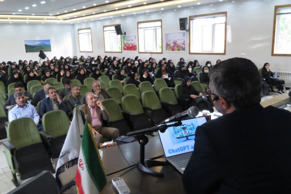 کارگاه«کاربرد هوش مصنوعی در آموزش و پژوهش» و «مدرسه نامرئی» ویژه دانشجو معلمان 3