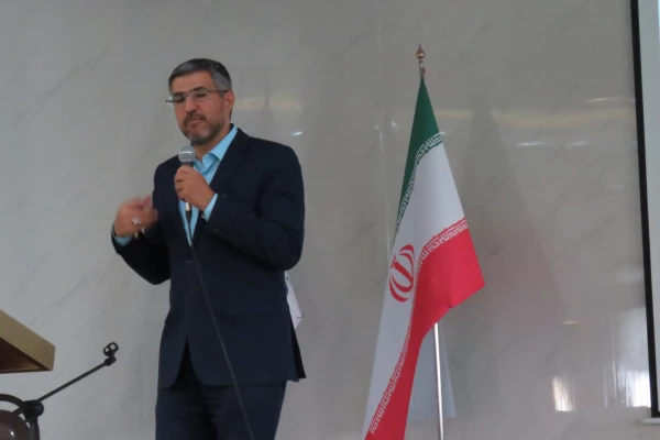 کارگاه«کاربرد هوش مصنوعی در آموزش و پژوهش» و «مدرسه نامرئی» ویژه دانشجو معلمان 5