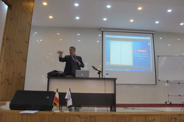 کارگاه آموزشی چگونگی توسعه سواد خواندن 3