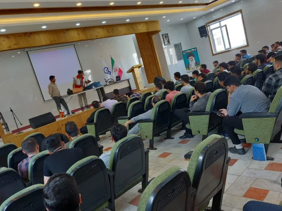 کارگاه آموزشی کمک های اولیه  6