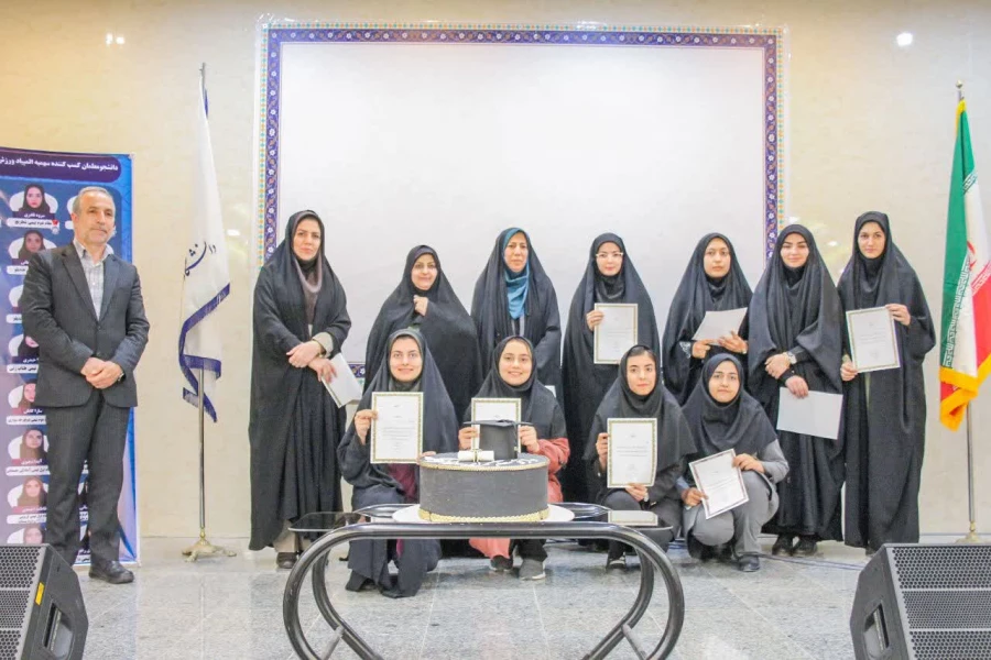 تجلیل از برترین دانشجویان 4