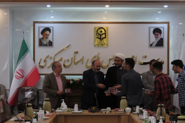 اولین دوره مسابقات مناظره دانشجویی معلمان  7