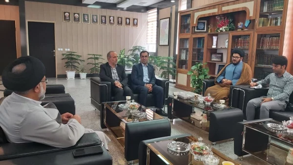 دیدار رئیس دانشگاه فرهنگیان استان مرکزی با مدیرکل دادگستری  3