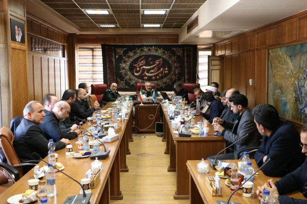 نشست هم اندیشی روسای دانشگاه های استان با جانشین فرمانده کل سپاه پاسداران
 2