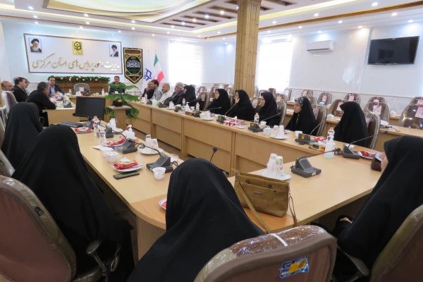 جلسه هم اندیشی اساتید گروه معارف اسلامی برگزار شد 3