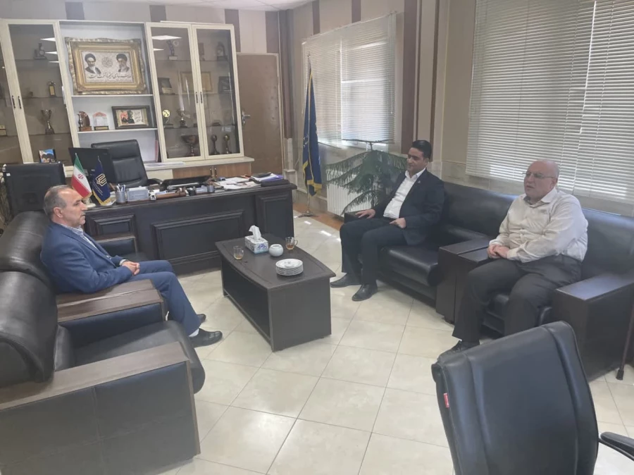 دیدارسرپرست دانشگاه فرهنگیان استان با مدیر کل نوسازی توسعه و تجهیز مدارس  4