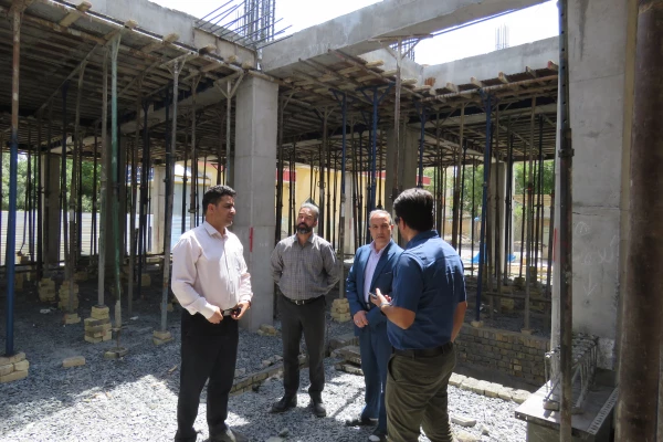 بازدید مدیرکل نوسازی مدارس استان از پردیس شهید باهنر  5