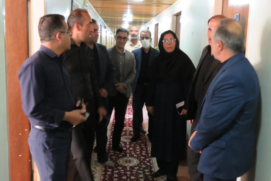 بازدید از فضاهای آموزشی و خوابگاهی مد نظر دانشگاه فرهنگیان در شهر اراک
 3