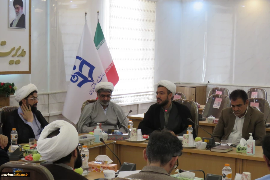 برنامه درسی مغفول شده در تربیت معلم باید توسط اساتید شناسایی شود 7