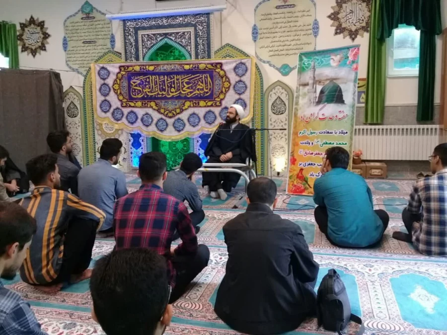 مراسم جشن میلاد حضرت رسول اکرم (ص) و امام جعفر صادق (ع) در دانشگاه برگزار شد 3