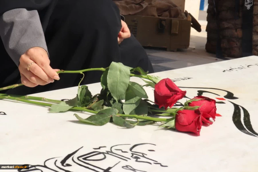 آئین غبارروبی و عطر افشانی مزار شهید گمنام 3