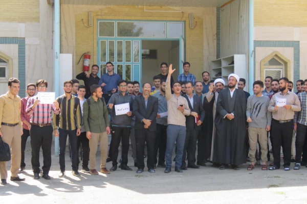 حمایت دانشجو یان از عملیات طوفان الاقصی با تجمع در پردیس شهیدباهنر مرکزی 2