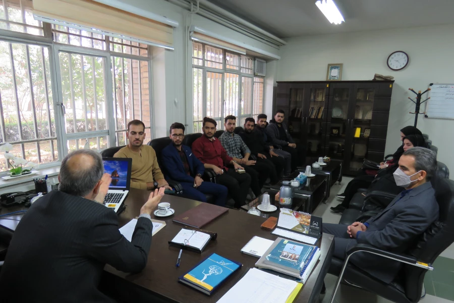 دیدار اعضای شورای صنفی با رئیس دانشگاه فرهنگیان استان 4