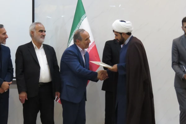 آیین تکریم و معارفه سرپرست مدیریت امور پردیس های دانشگاه فرهنگیان استان مرکزی برگزار شد 14