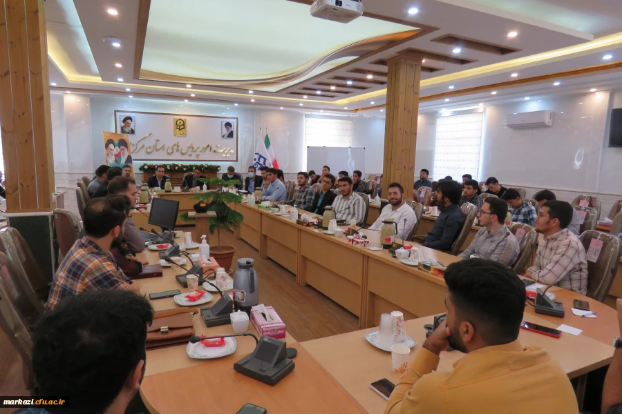 نشست صمیمی رئیس دانشگاه فرهنگیان استان با نماینده کانون ها، انجمن ها و تشکل های دانشجویی 4