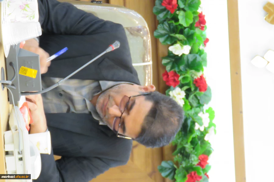 نشست صمیمی رئیس دانشگاه فرهنگیان استان با نماینده کانون ها، انجمن ها و تشکل های دانشجویی 7