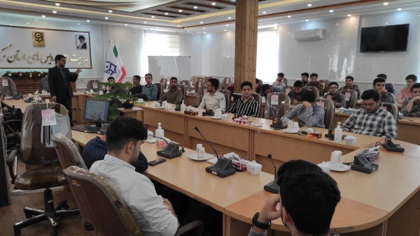 کارگاه آموزشی درآمدی بر سبک زندگی دینی در دنیای مدرن ( و پاسخ به شبهات) 9