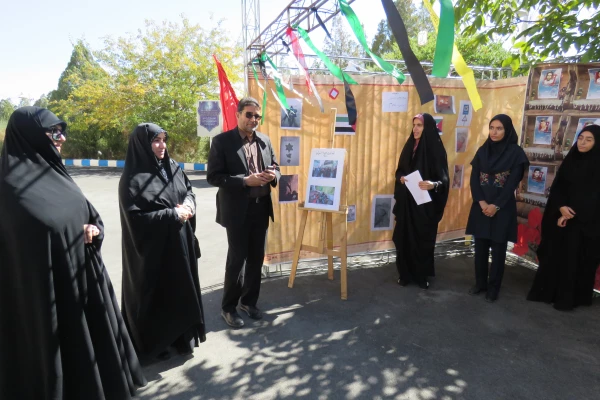 بازدیدمدیرکل فرهنگی دانشگاه فرهنگیان از روند ثبت نام دانشجویان نوورود استان مرکزی
 9