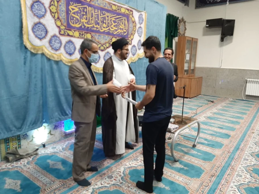 کارگاه مشاوره ای حمایتهاو ارتباطات اجتماعی وسلامت روان  4