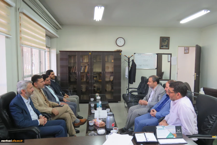 دیدار مدیر آموزش و پرورش ناحیه یک اراک با سرپرست دانشگاه فرهنگیان استان 3