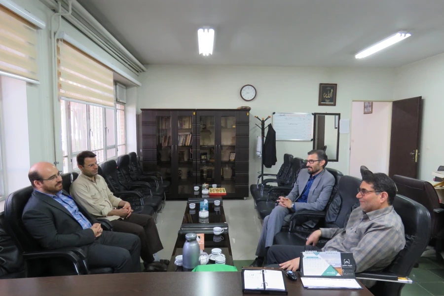 دیدار مدیرکل کانون پرورش فکری و رئیس دانشگاه فرهنگیان استان مرکزی 3