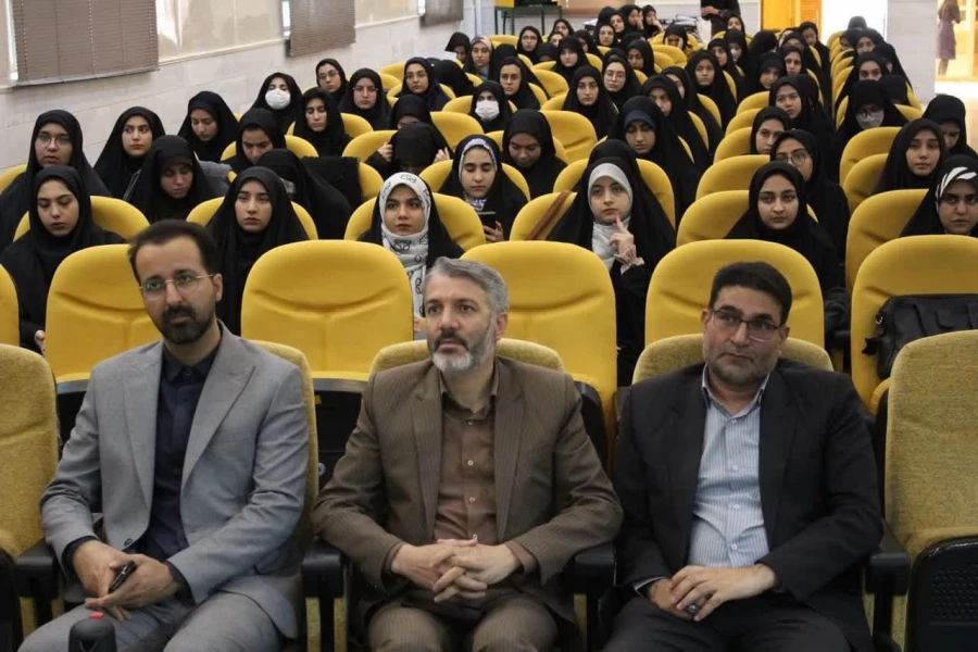 آیین استقبال از دانشجویان جدید الورود 1402 7